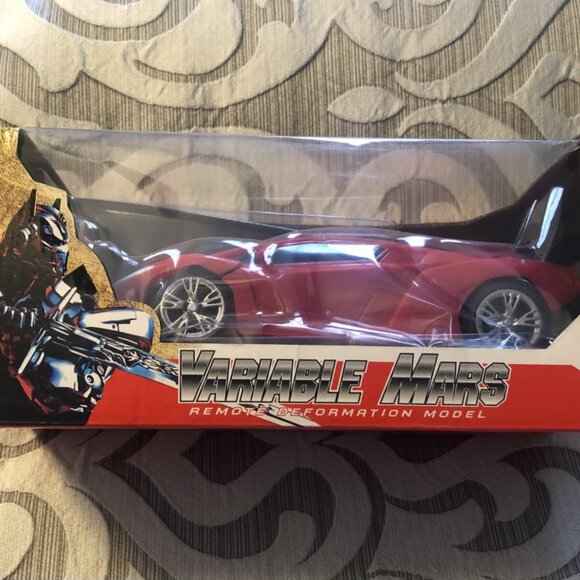 NEW 2 in 1 Transformer Remote Control Car Deformation Robot Lamborghini Red - Picture 1 of 6